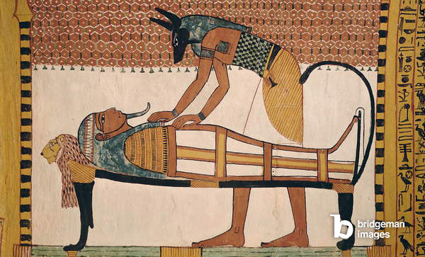 Images d'Égypte ancienne - Anubis assiste la momie de Sennedjem