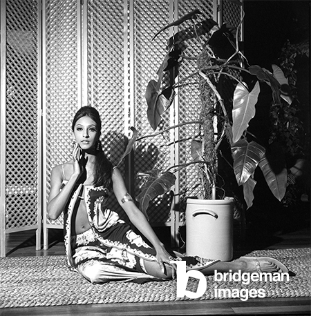 Fashion Shoot for She Magazine Model wearing beach wear, 1966 (b/w photo), John Cole, (1923-95) / Private Collection / © John Cole Archive. All rights reserved 2022 / Bridgeman Images