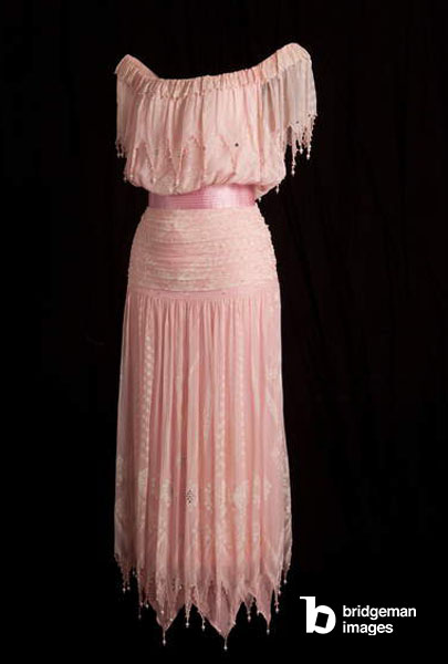 Image de la robe du soir de Diana, Princesse de Galles, 1985 (mousseline de soie et satin avec garniture de perles)