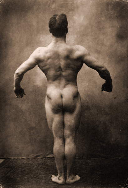 Portrait of Lionel Strongfort, 1910 (photo) / Private Collection / Prismatic Pictures / Bridgeman Images