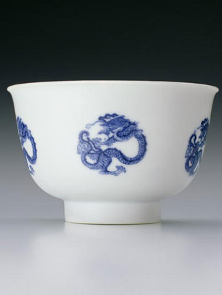 Bol décoré de dragon, période Kangxi, 1662-1722, porcelaine, Dynastie Qing