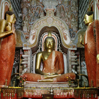 LIT372759 Statue of Buddha in a temple (photo) Colombo, Sri Lanka/ Photo, Luca Tettoni