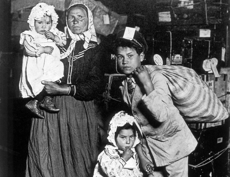 GLH709898 Immigrant Family, Ellis Island, New York, USA, c.1905 (detail) (b/w photo), Lewis Wickes Hine, (1874-1940) / Private Collection / J. T. Vintage