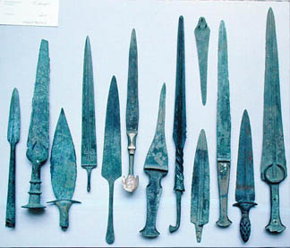 Swords and daggers, from Lorestan, Iran, 2000-early 1000 BC (bronze) by Elamite, (2nd millennium BC) National Museum of Iran, Tehran, Iran